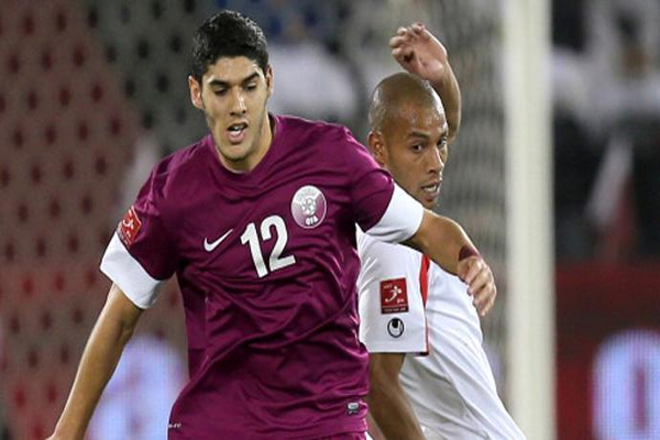 قطر بصعوبة تفوز على فلسطين