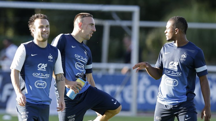 ريبيري وإيفرا في تدريبات المنتخب الفرنسي