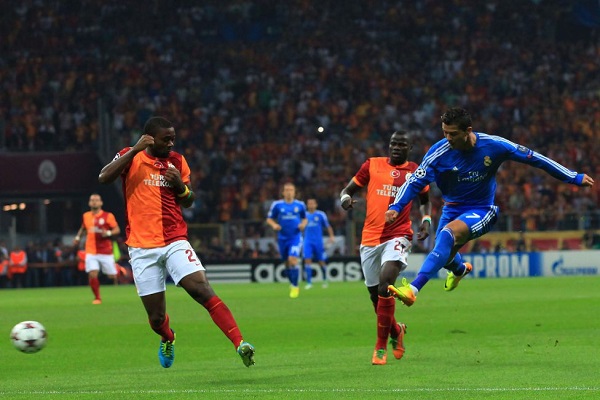 ريال مدريد يكتسح غلطة سراي بسباعية