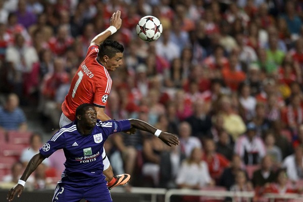 بنفيكا يهزم اندرلخت بهدفين