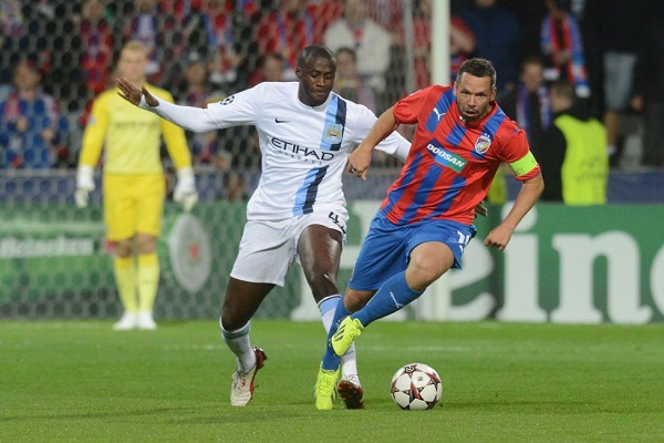 مانشستر سيتي يتخطى فيكتوريا بلزن بثلاثية