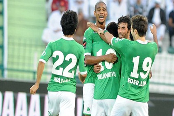 الشباب يواصل إنتصاراته ويضيق الخناق على الأهلي