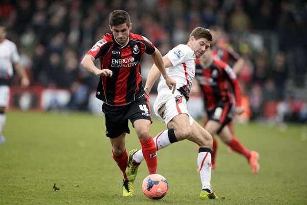 ليفربول يتخطى بورنماوث بهدفين