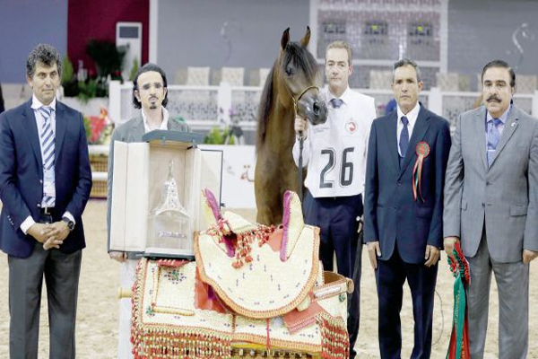 جانب من التتويج