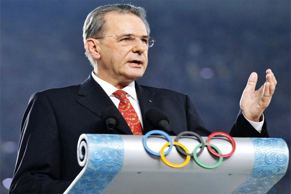 رئيس اللجنة الاولمبية الدولية الالماني توماس باخ