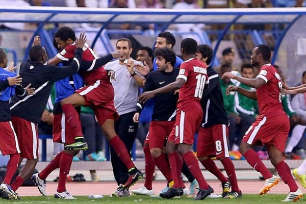 فرحة لاعبي قطر بالتتويج باللقب الخليجي للمرة الثالثة في تاريخ العنابي