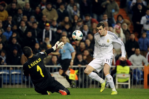 ريال مدريد في صدارة الليغا