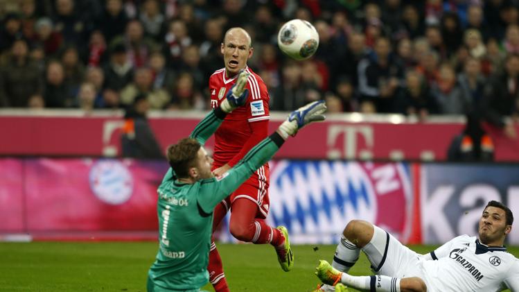 روبن يسجل هدفاً في شباك شالكه