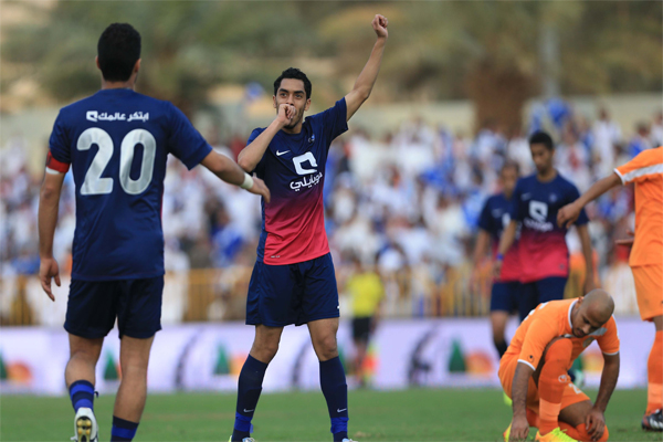 الهلال تجاوز الزلفي