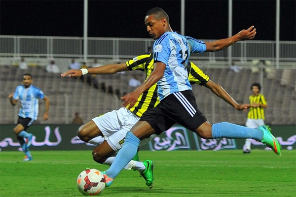 الاتحاد تأهل بصعوبة من أمام النهضة