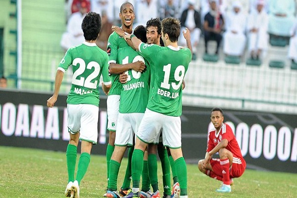 الشباب يضيق الخناق على الأهلي المتصدر