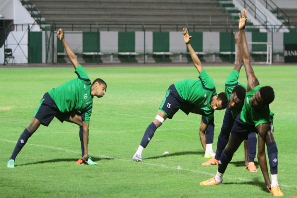 جانب من التدريبات الأهلاوية