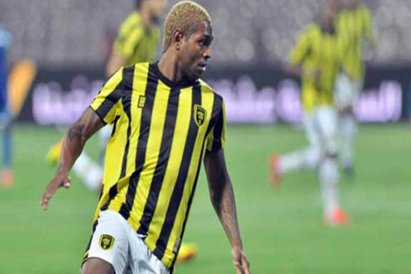  البرازيلي جوبسون ليناندرو أوليفيرا