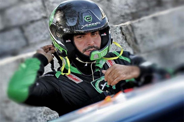 سائق الراليات السعودي يزيد الراجحي 