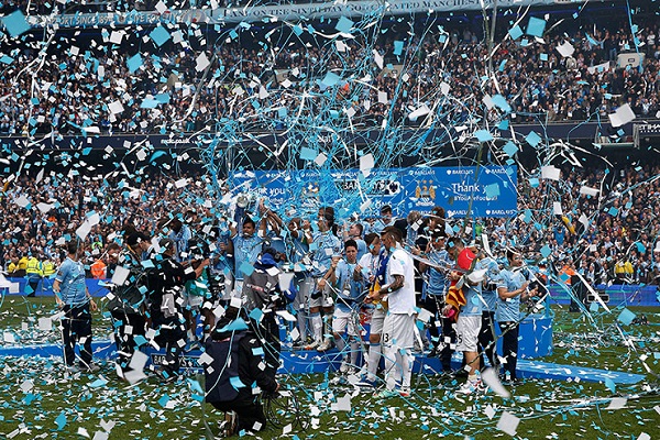 مان سيتي توج باللقب في الجولة الأخيرة