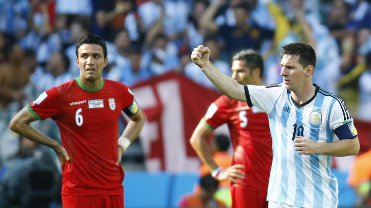 ميسي أحرز هدف الفوز في الوقت القاتل في الشباك الإيرانية