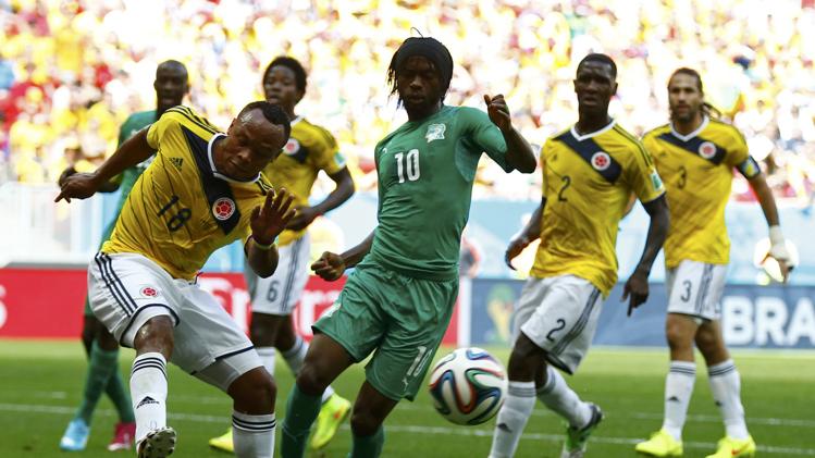 لقطة من مباراة كولومبيا وساحل العاج