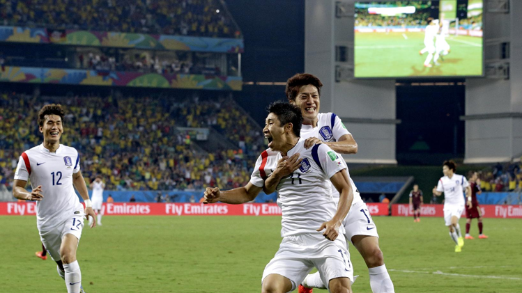 كوريا لم تكد تفرح بهدف التقدم حتى تعادلت روسيا بعد دقائق قليلة فقط
