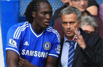 لوكاكو يرد على مورينيو:غادرت تشيلسي نحو إيفرتون لأواصل التطور