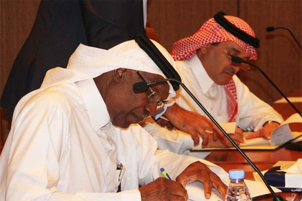 رئيس اتحاد القدم يوقع مع MBC عقد نقل المسابقات الرياضية السعودية