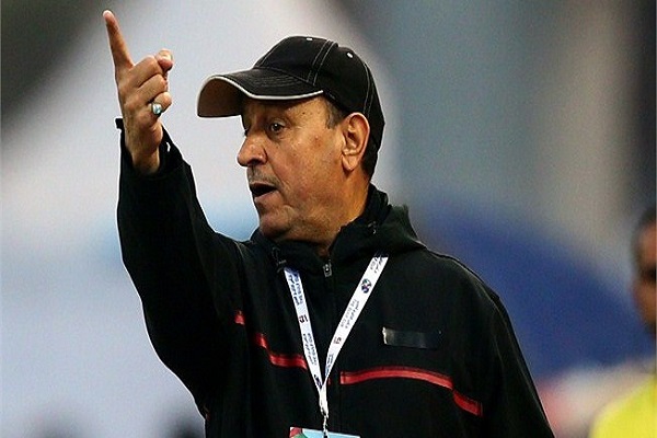 مدرب المنتخب العراقي لكرة القدم حكيم شاكر 