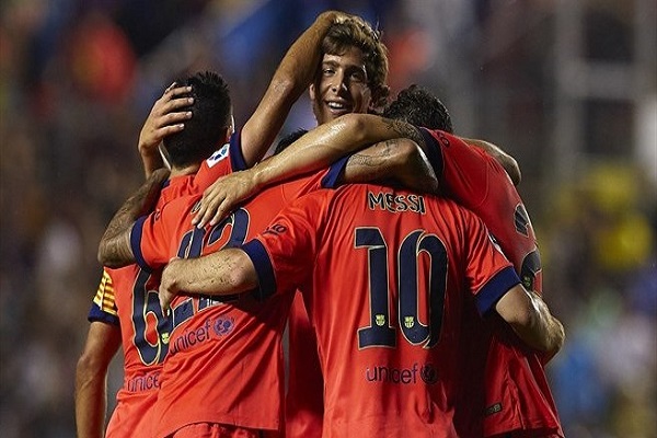برشلونة لمواصلة بدايته القوية
