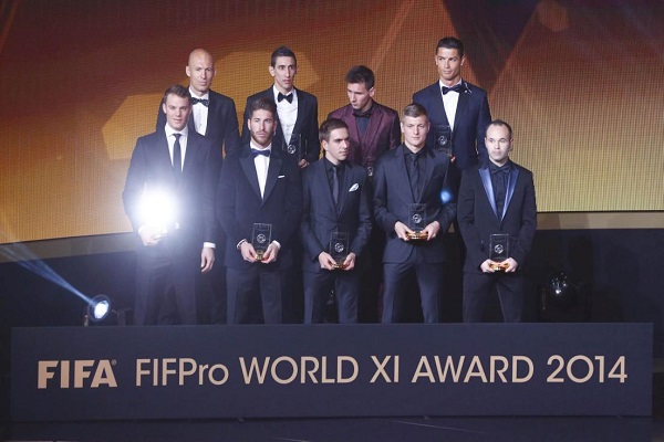 ميسي ورونالدو و3 ألمان في المنتخب المثالي لعام 2014