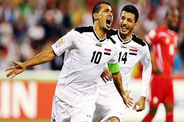 قائد المنتخب العراقي لكرة القدم يونس محمود