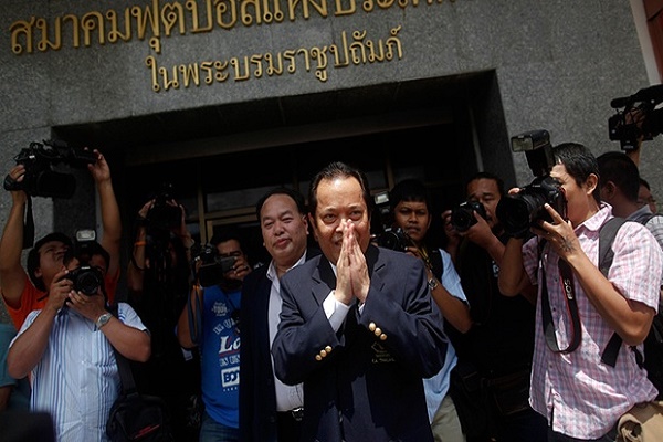 لجنة الاخلاق توقف التايلاندي ماكودي