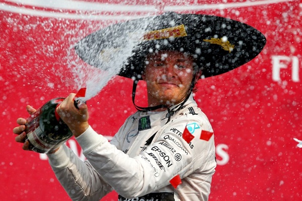 روزبرغ يحرز المركز الأول في جائزة المكسيك الكبرى