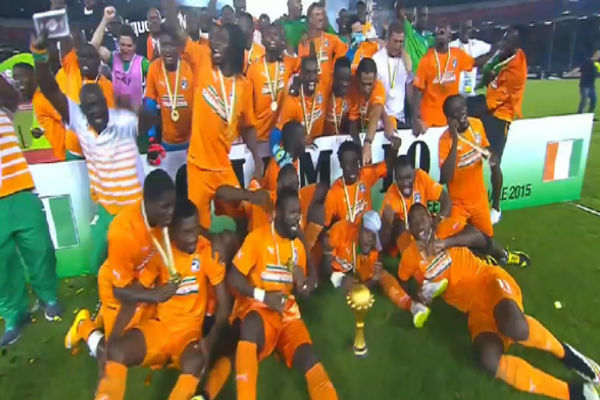 فرحة لاعبي ساحل العاج بالفوز بكأس الأمم الافريقية
