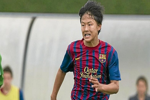 لنجم الكوري الشاب لي سونغ وو مهاجم برشلونة