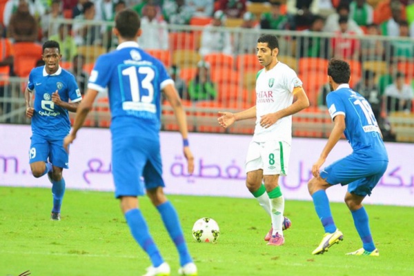 قمة الأهلي والهلال في الدوري السعودي تنتهي بالتعادل 