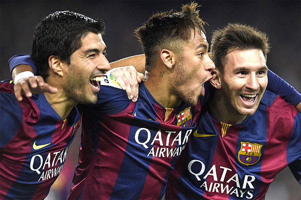 برشلونة قد يفوز بالثلاثية التاريخية مجدداً