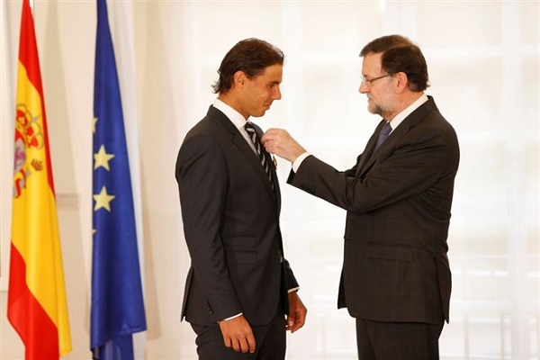 نادال يحصل على احد اعلى الاوسمة المدنية من رئيس الوزراء الاسباني