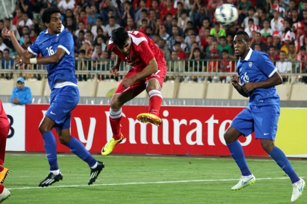 الهلال يسقط في طهران بالنيران الصديقة