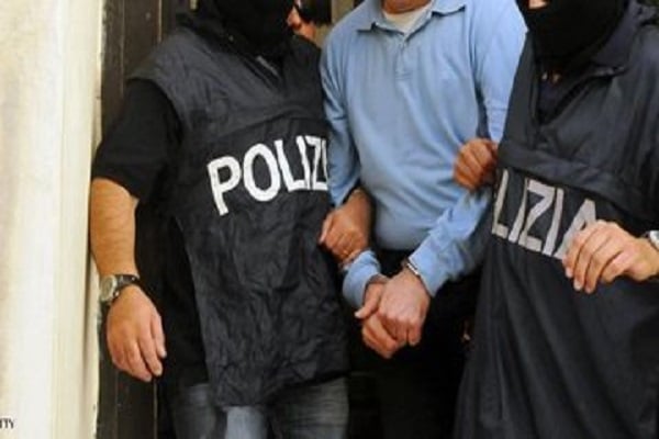 الشرطة الايطالية توقف 50 شخصاً بسبب التلاعب بالنتائج