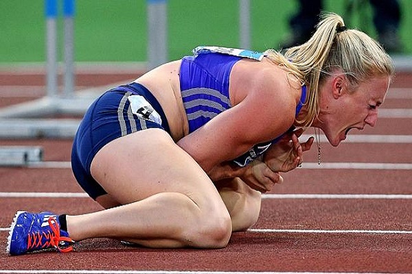 الأسترالية سالي بيرسون تعلن انسحابها من بطولة العالم