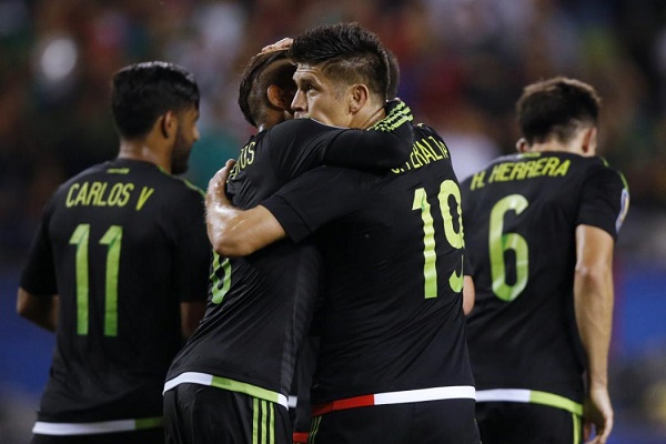 المكسيك تكتسح كوبا بسداسية في بطولة الكأس الذهبية