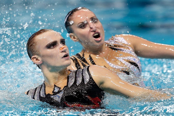 روسيا تحتفظ بذهبية الفرق للسباحة الإيقاعية الحرة