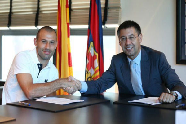 ماسكيرانو سيمدد عقده مع برشلونة لعامين ونصف