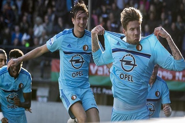 كرامر يهدي فيينورد فوزه التاسع على التوالي في الدوري الهولندي