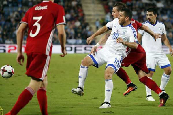نقل مباراة ألبانيا وإسرائيل خوفاً من هجوم لتنظيم 