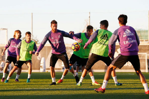 راموس يعاود تدريباته قبل مواجهة أتلتيكو مدريد