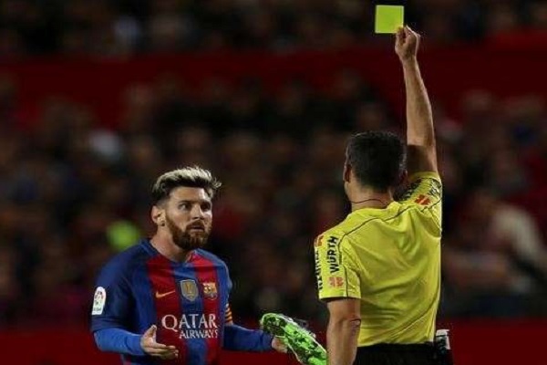 رفضت لجنة العقوبات التابعة للاتحاد الإسباني لكرة القدم الاستئناف المقدم من نادي برشلونة الإسباني على بطاقة ميسي الصفراء
