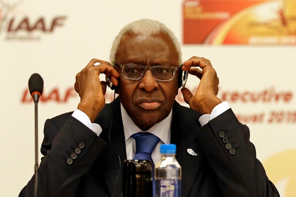 لرئيس السابق للاتحاد الدولي لالعاب القوى السنغالي لامين دياك 
