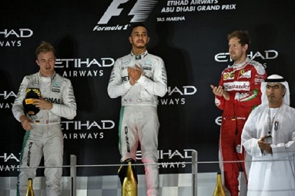 حامد بن زايد يتوج هاميلتون بجائزة أبوظبي للفورمولا1