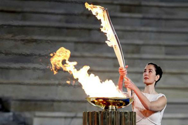 شعلة أولمبياد ريو دي جانيرو توقد الخميس