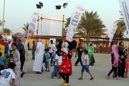 انطلاقة قوية ومميزة للدورة الثامنة من مهرجان الغربية للرياضات المائية