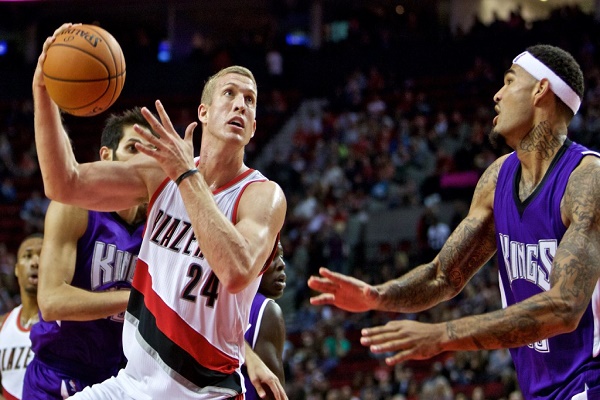 بورتلاند يقصي كليبرز الجريح وتعادلان في الشرقية